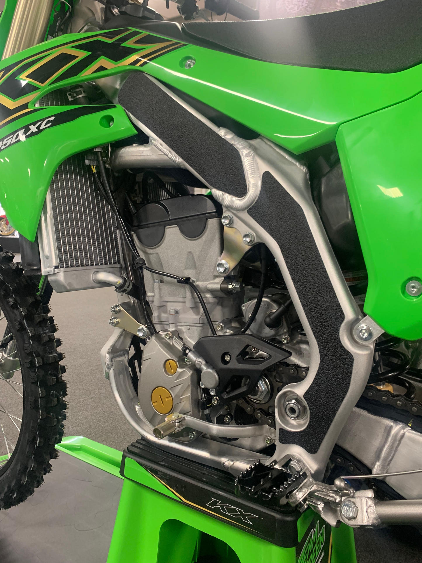 Kawasaki KX250F KX250XC KX450F KX450XC 2021 Four Piece Grip Tape Set - Core Grip 